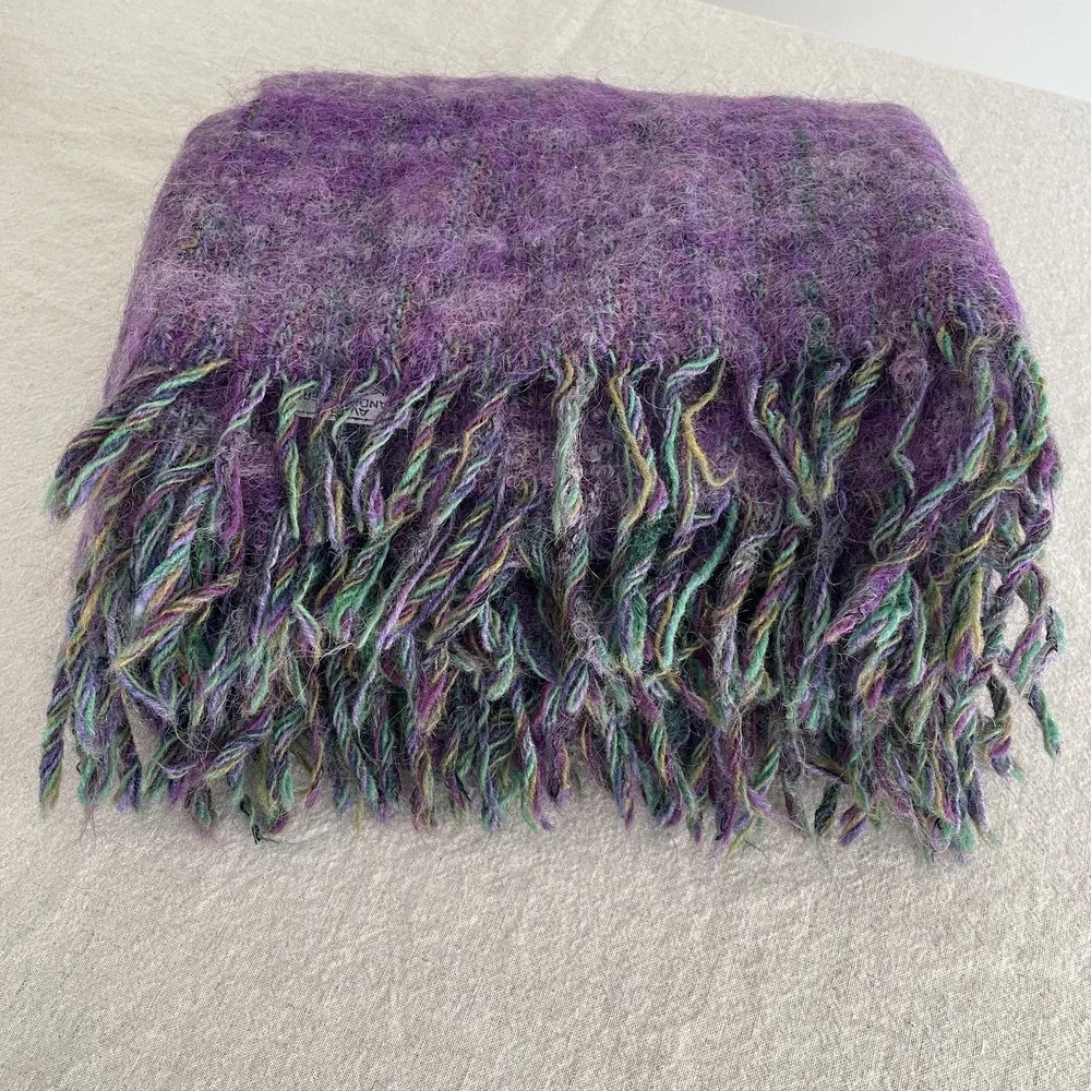 Vintage Avoca Handwoven Pure Wool Purple Throw Made In‎ Ireland | 37 x 53